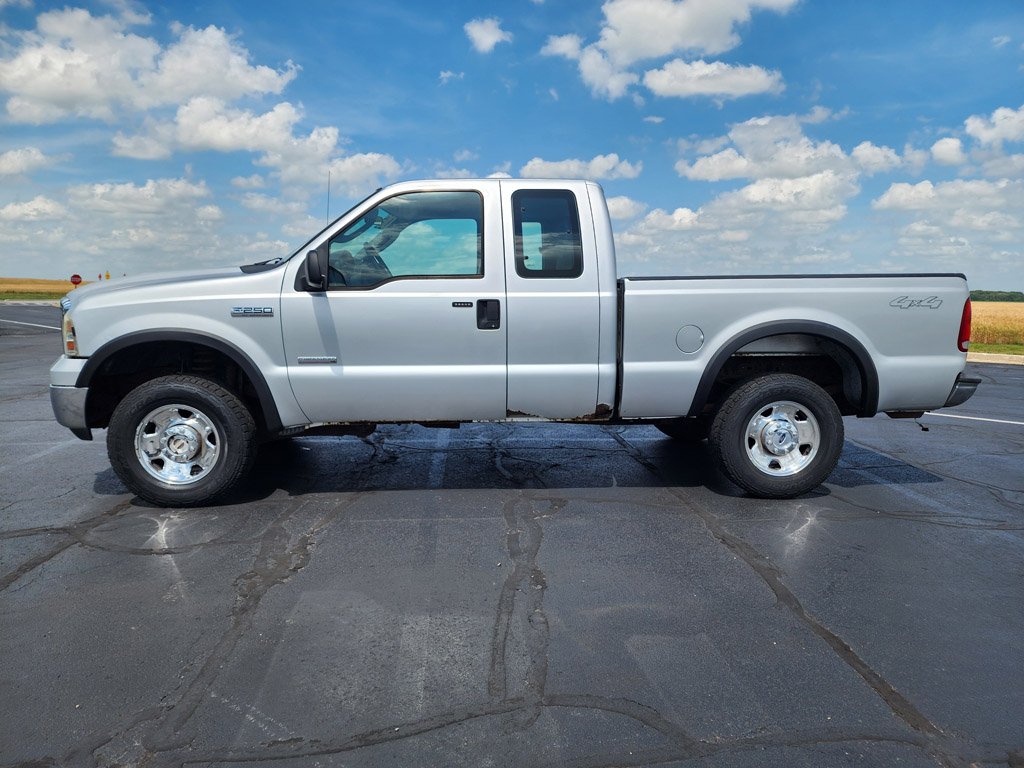 Used 2006  Ford  image 11