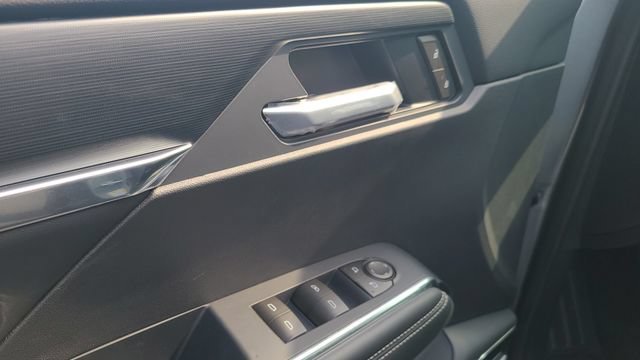 2026 GMC Acadia Elevation - Photo 11