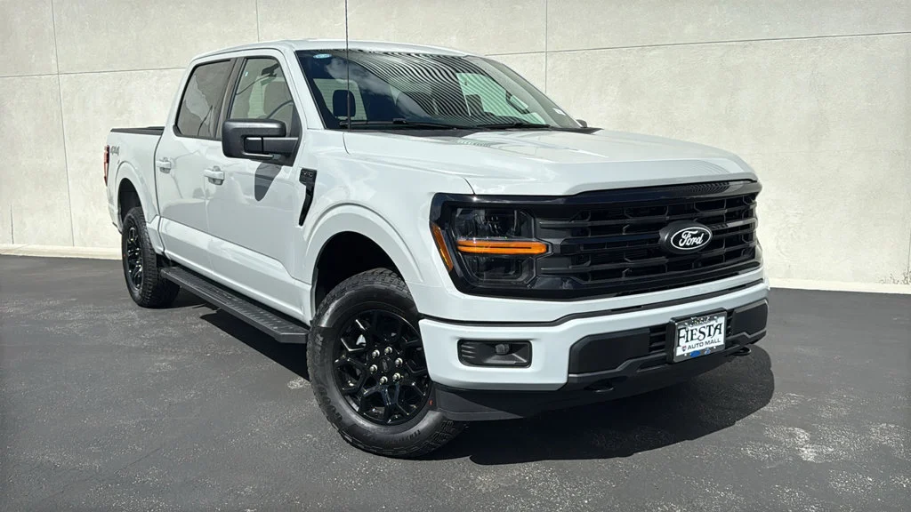 New 2026 Avalanche Ford XLT image 1