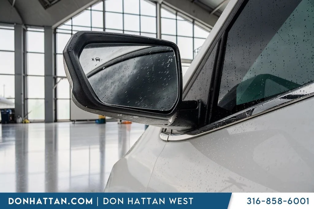 Used 2024 White Chevrolet LT image 35