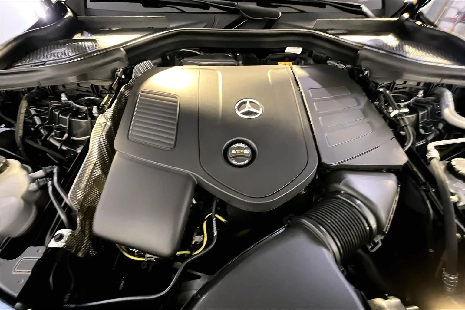 New 2026 Graphite Grey Metallic Mercedes-Benz GLC 300 image 14