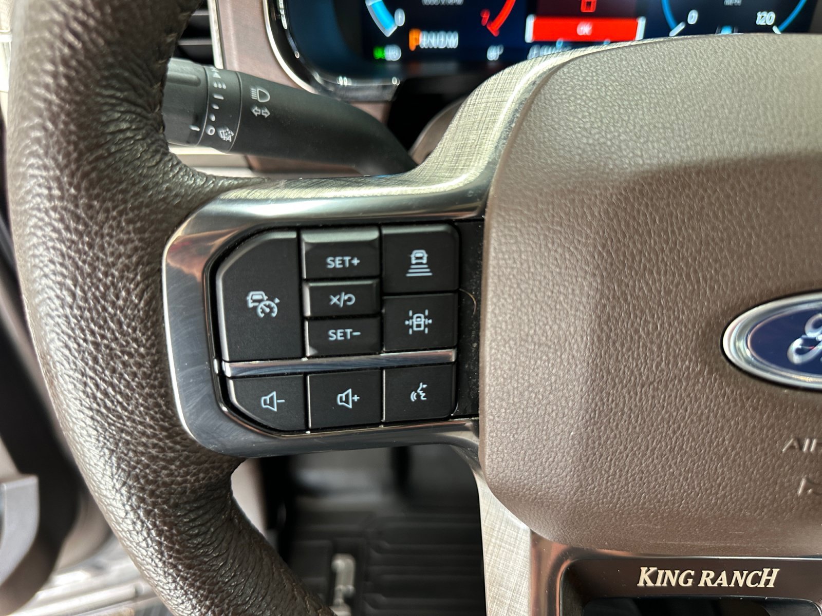 Used 2022 Stone Gray Metallic Ford King Ranch image 29