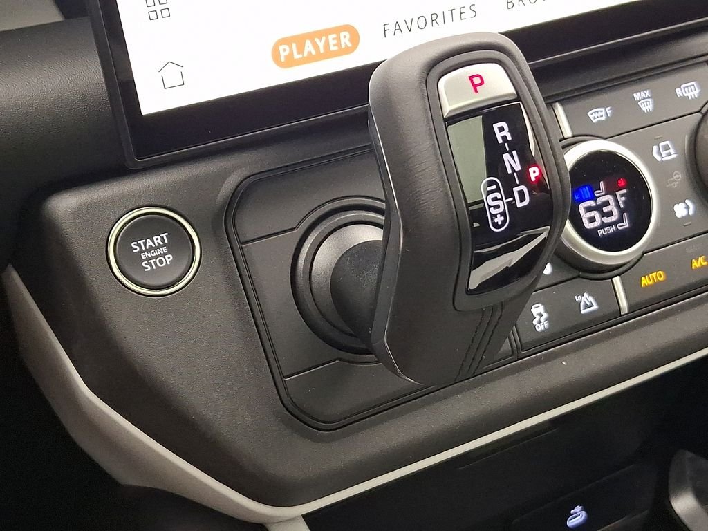 New 2026 Santorini Black Land Rover X-Dynamic SE image 11