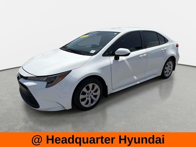 Used 2026 White Toyota LE image 5