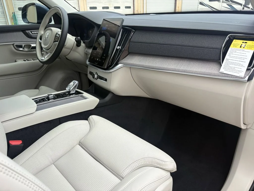 New 2026 Denim Blue Volvo Ultra image 30
