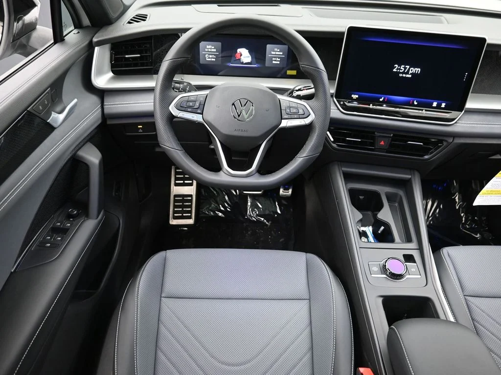 New 2026 Opal White Pearl Volkswagen 2.0T SE R-Line Black image 13