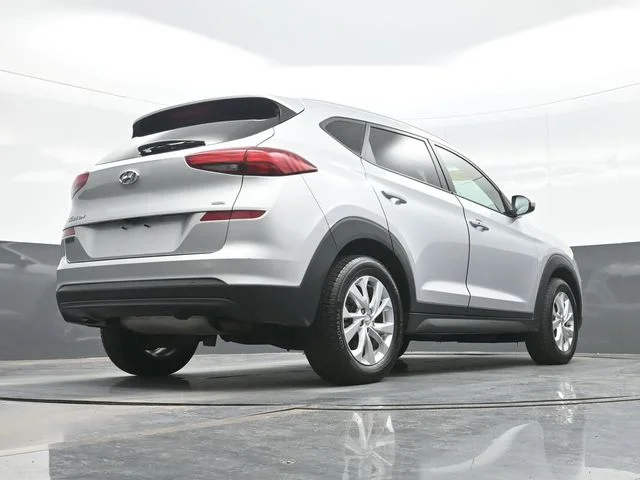 Used 2019 Silver Hyundai Value image 26