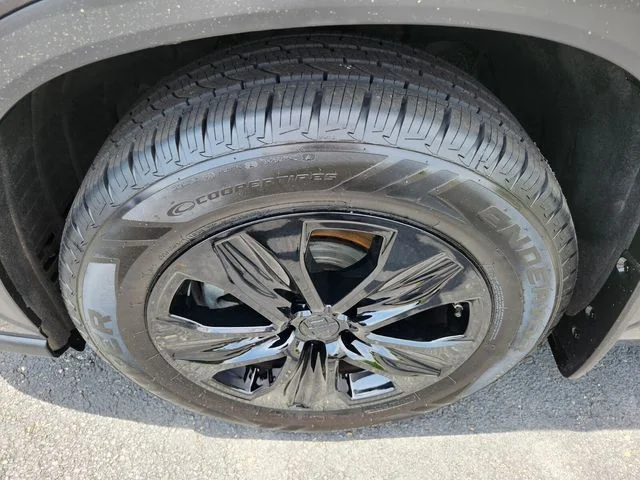 Used 2022 Gray Toyota XLE image 28