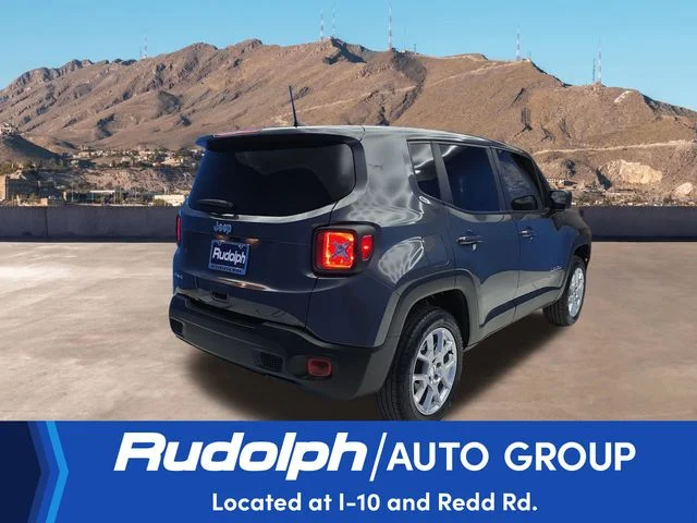 Used 2023 Gray Jeep Latitude image 5