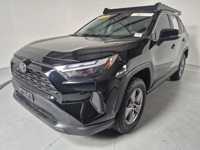 2024 Toyota RAV4 XLE AWD's photo