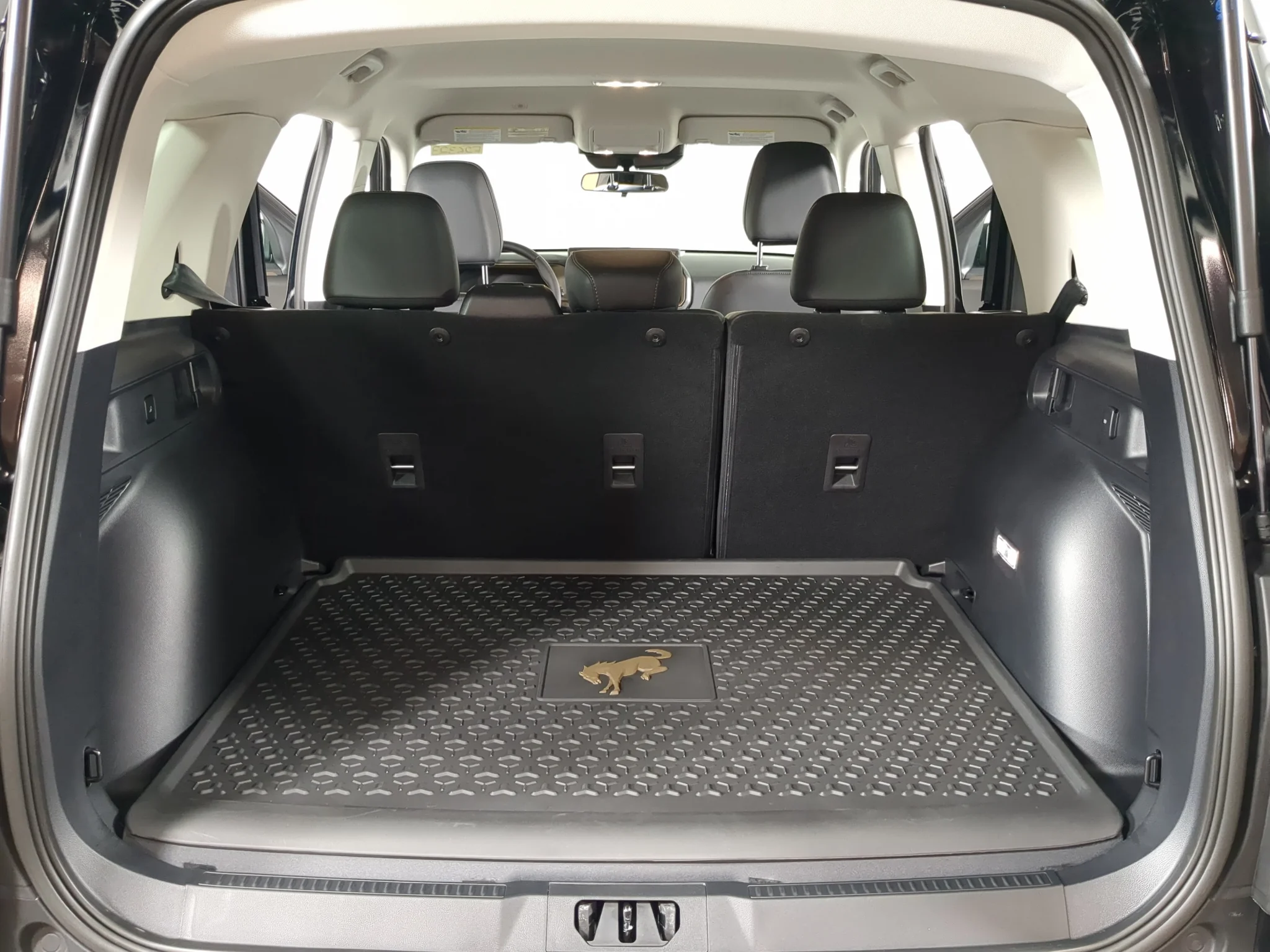 New 2026 Shadow Black Ford Big Bend® image 18