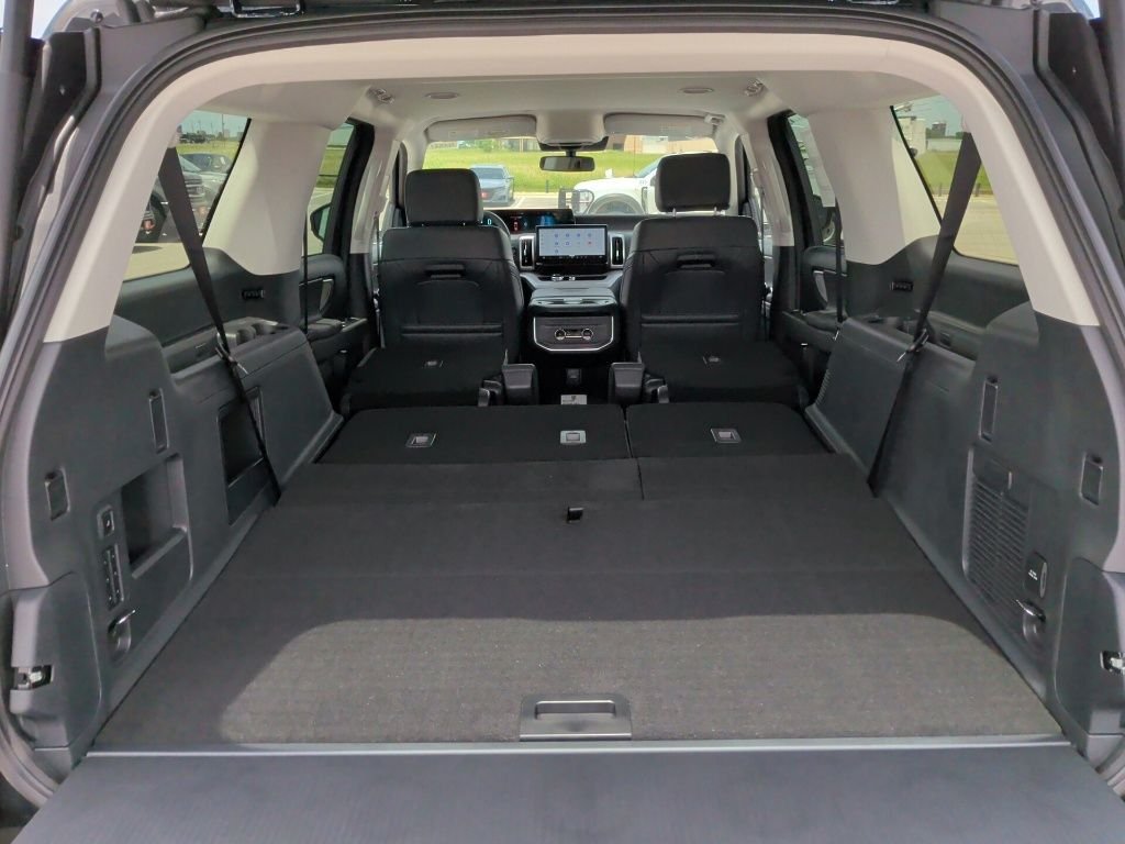 New 2026 Stone Blue Metallic Ford MAX Active image 45