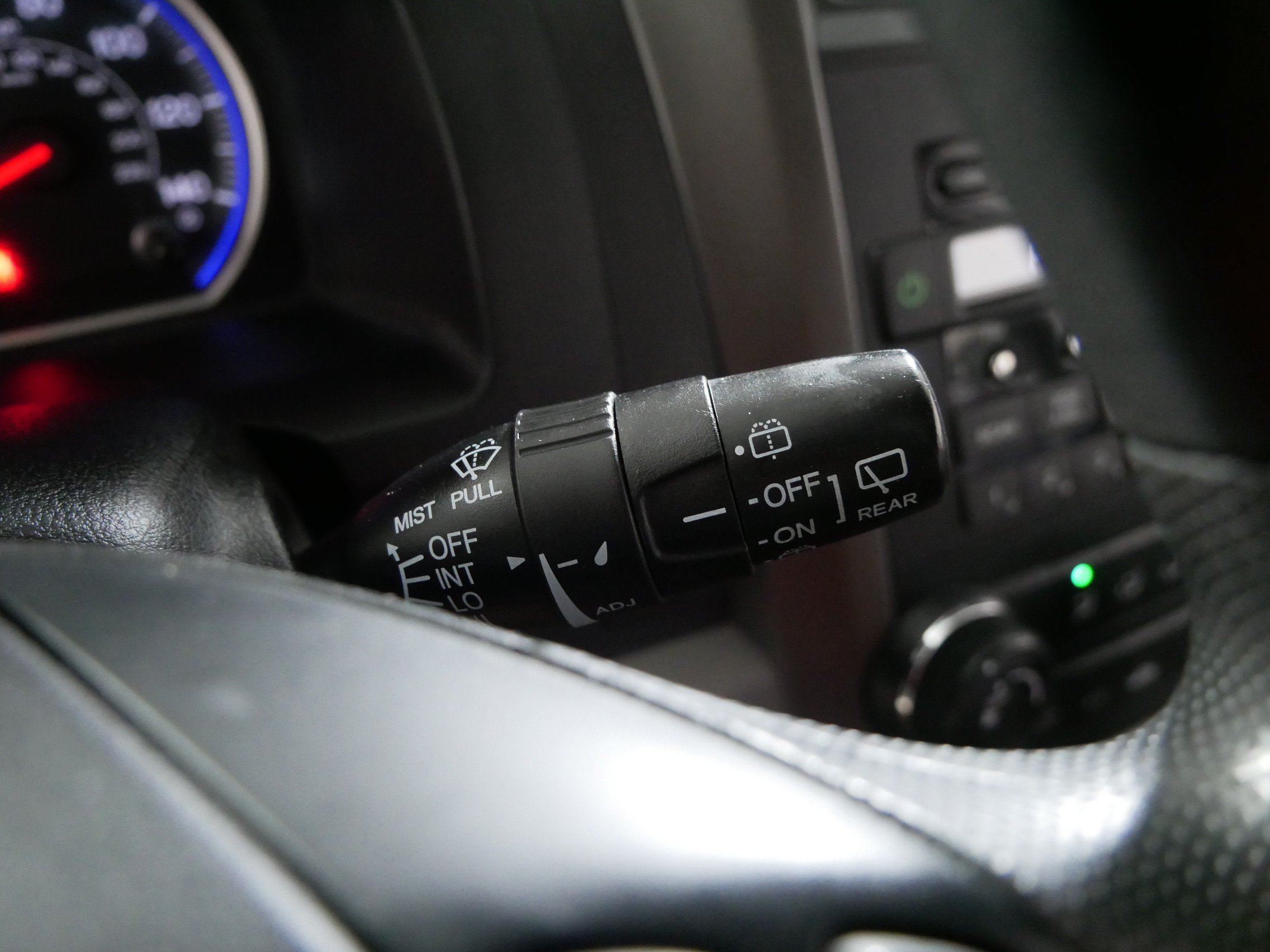 Used 2011 White Honda EX image 32
