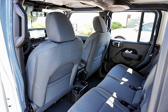 New 2025 Anvil Clear-Coat Exterior Paint Jeep Sport S image 22