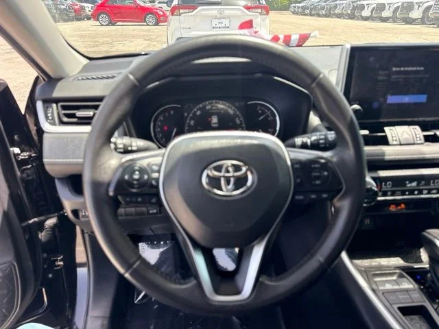 Used 2023 Black Toyota XLE Premium image 25