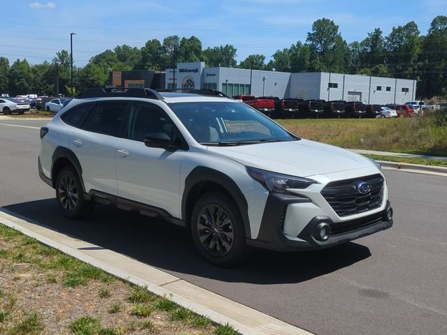 Used 2025 White Subaru Onyx Edition image 15