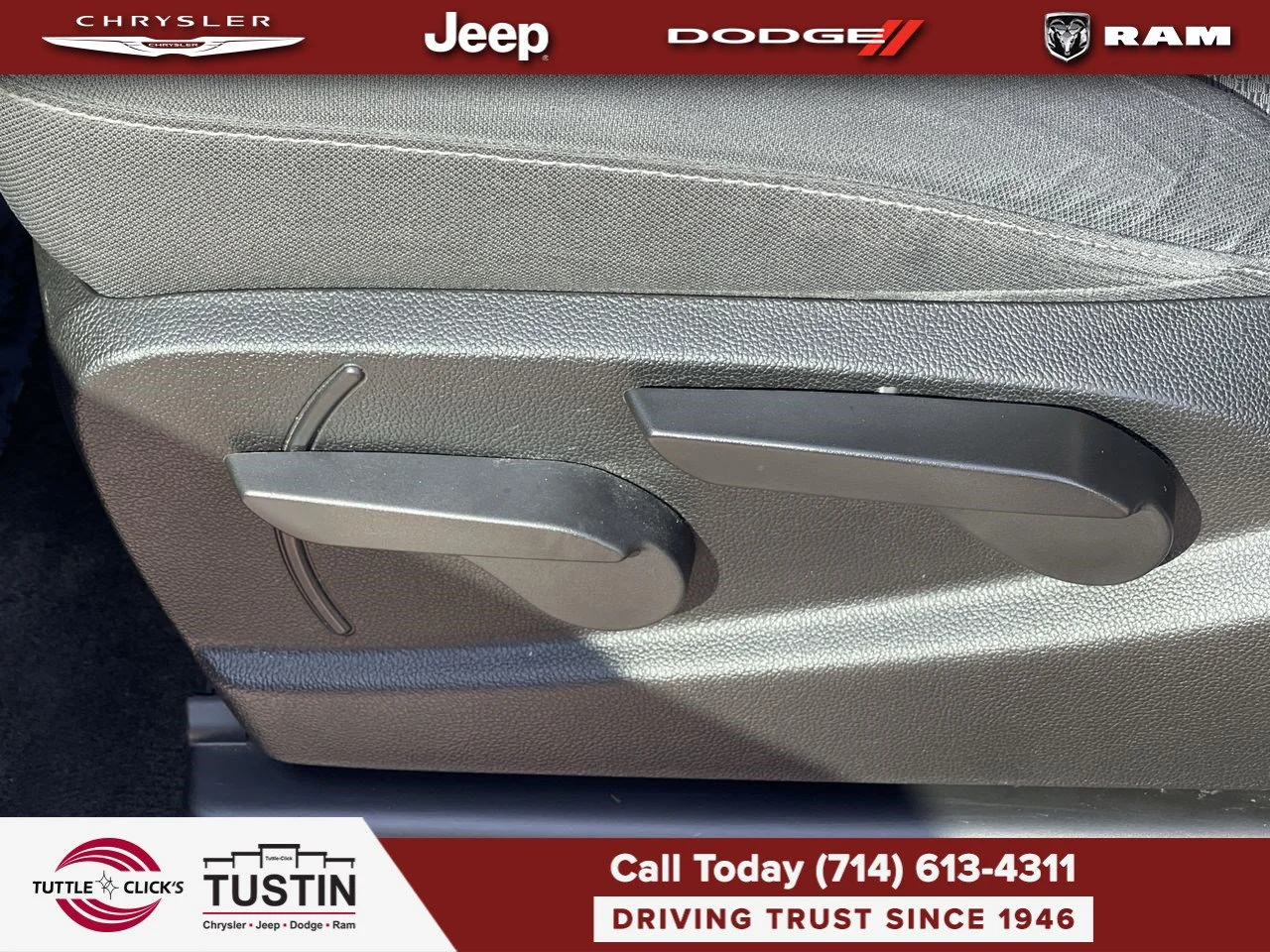 Used 2015 Silver Ice Metallic Chevrolet LT image 27