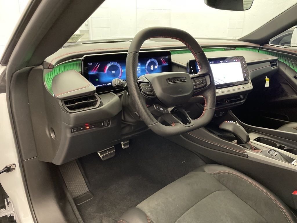 New 2026 White Knuckle Exterior Paint Dodge R/T Plus image 17
