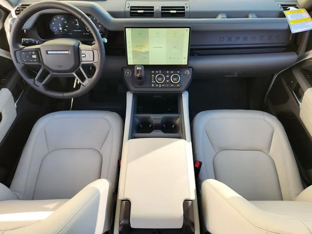 Used 2026 White Land Rover S image 19