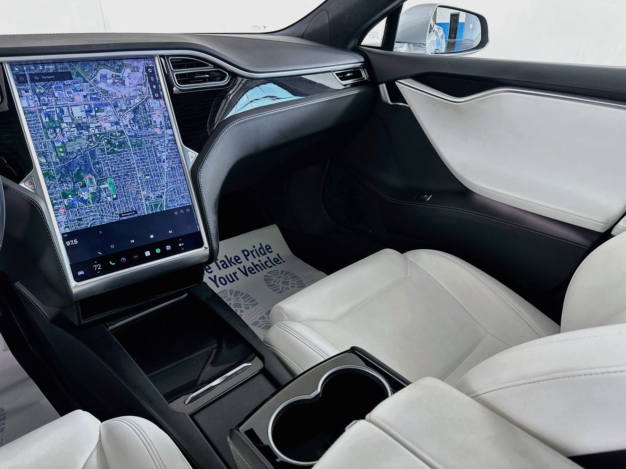 Used 2017 Silver Tesla 100D image 23