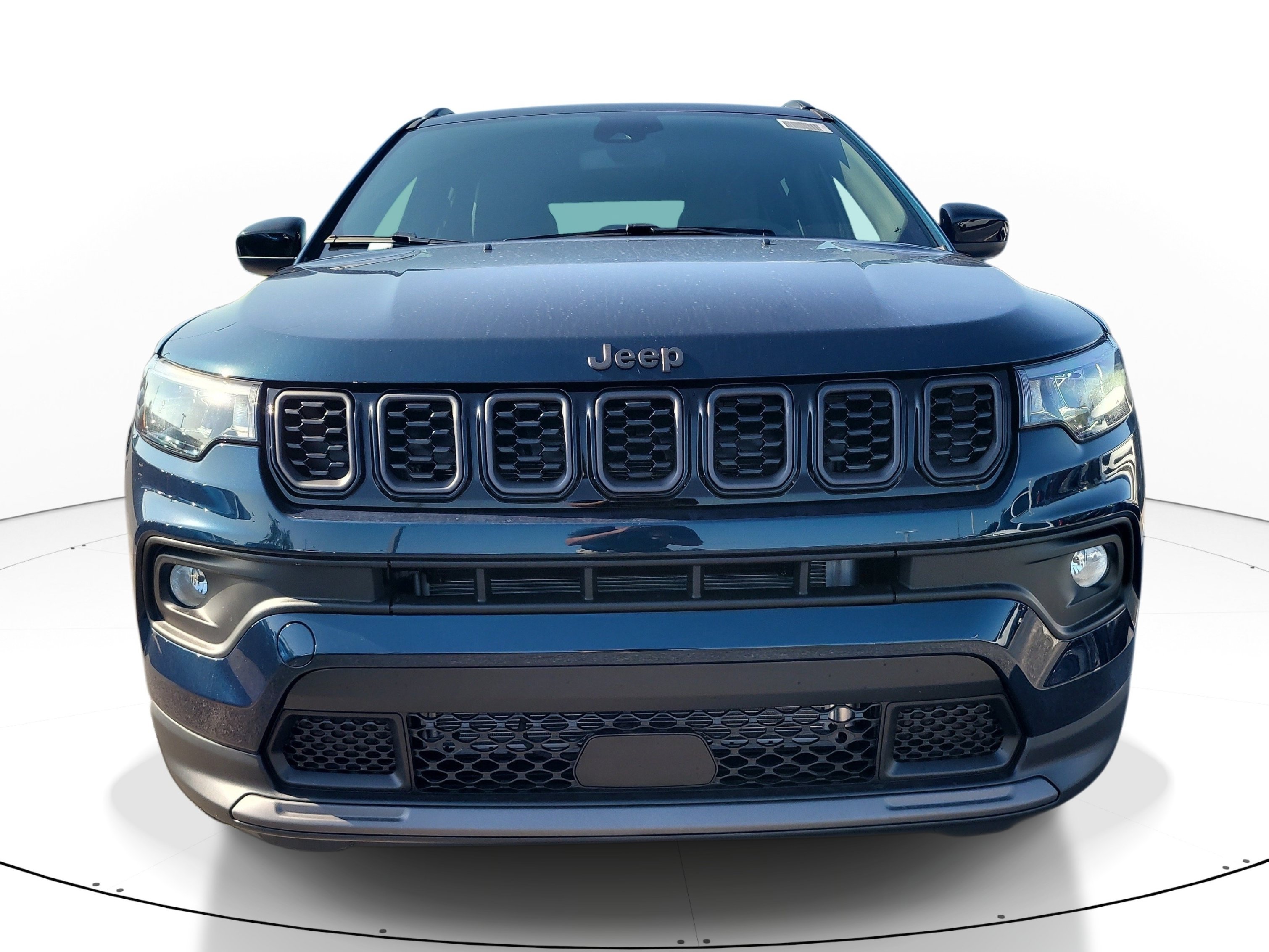 New 2026 Fathom Blue Pearl Coat Jeep Latitude Altitude image 3