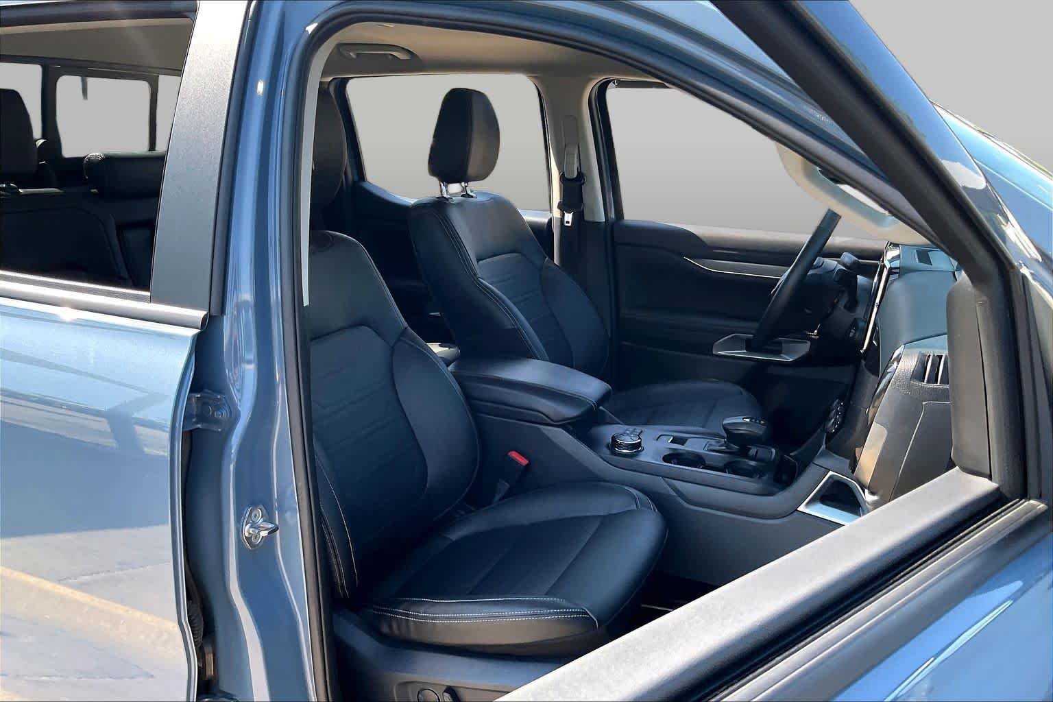 Used 2024 Azure Gray Metallic Tri-Coat Ford LARIAT image 9