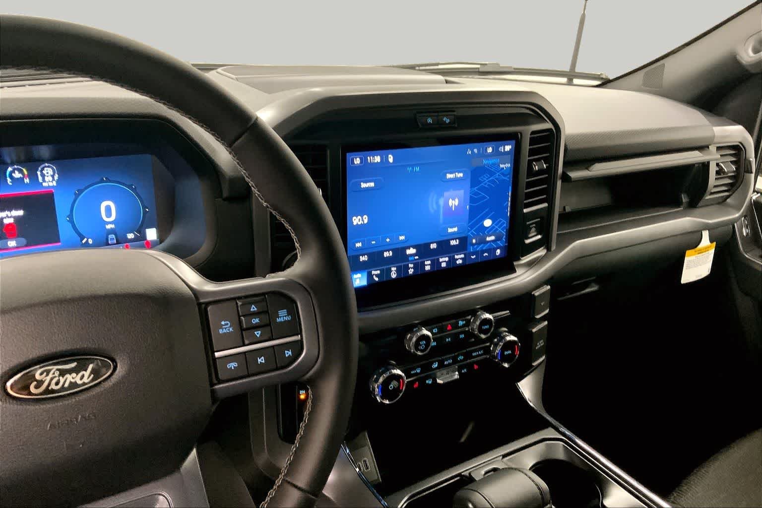 New 2026 Agate Black Metallic Ford XLT image 5