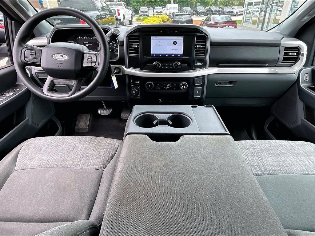 Used 2023 Silver Ford XLT image 21