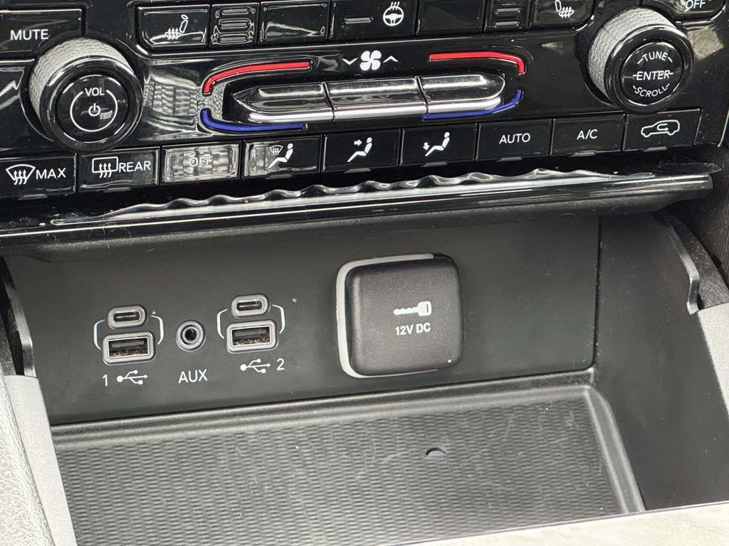 Used 2024 White Jeep Altitude X image 21