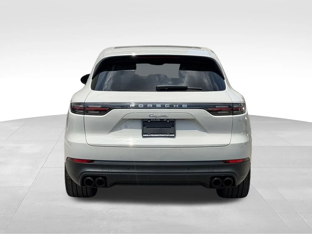 Used 2023 Black Porsche Base image 6