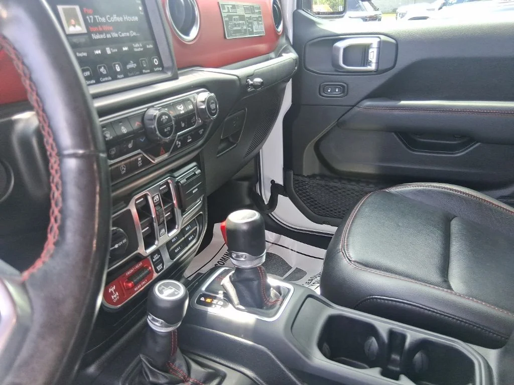 Used 2020 White Jeep Rubicon image 10