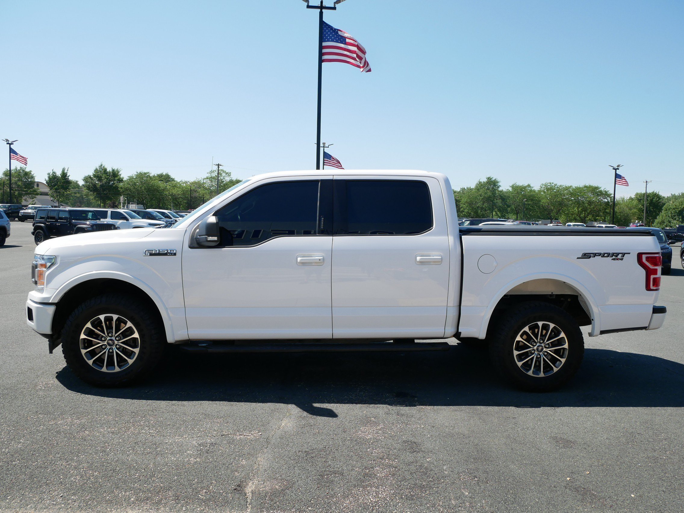 Used 2020 White Ford XLT image 5