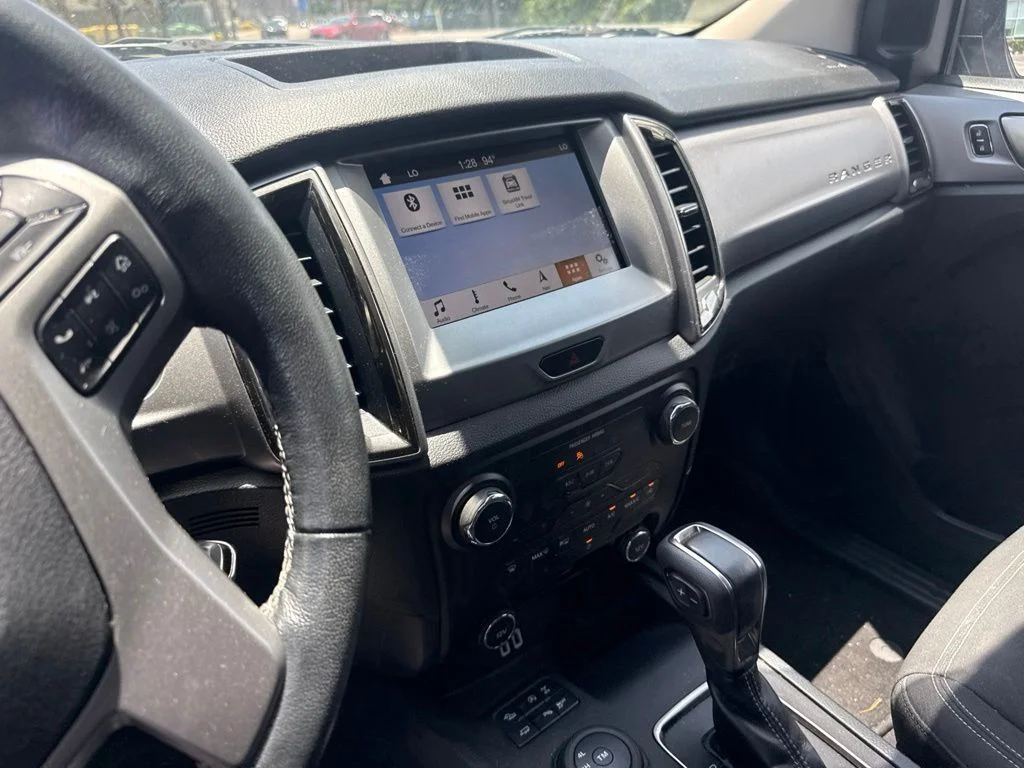 Used 2019 White Ford XLT image 10