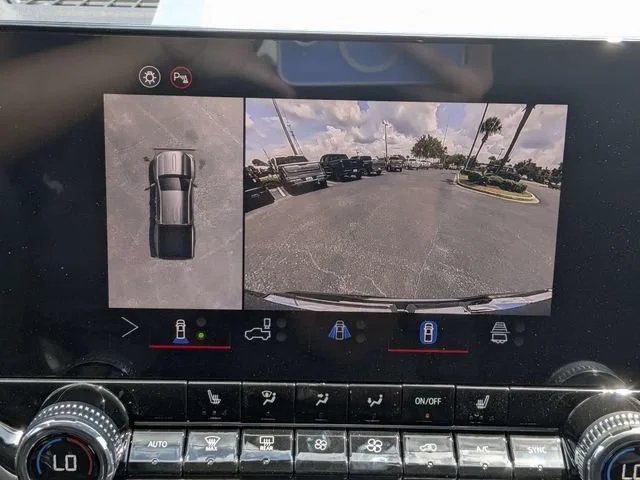 New 2026 Sterling Metallic GMC Elevation image 21