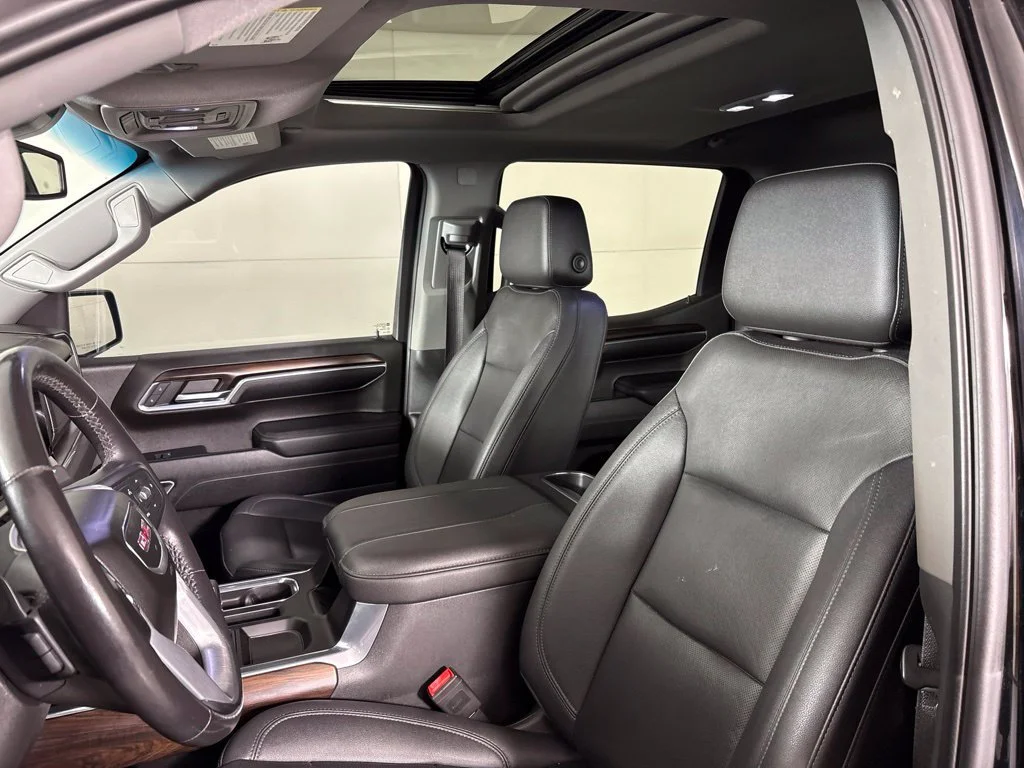 Used 2023 ONYX BLACK GMC SLT image 37