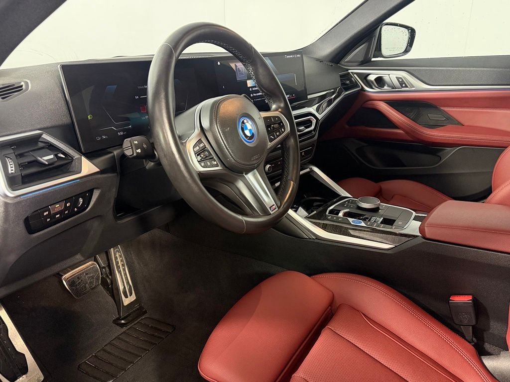 Used 2023 Black Sapphire Metallic BMW eDrive40 image 11