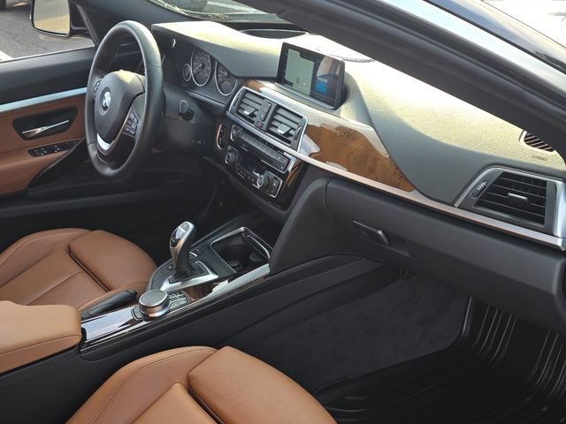 Used 2017 Black BMW xDrive image 21
