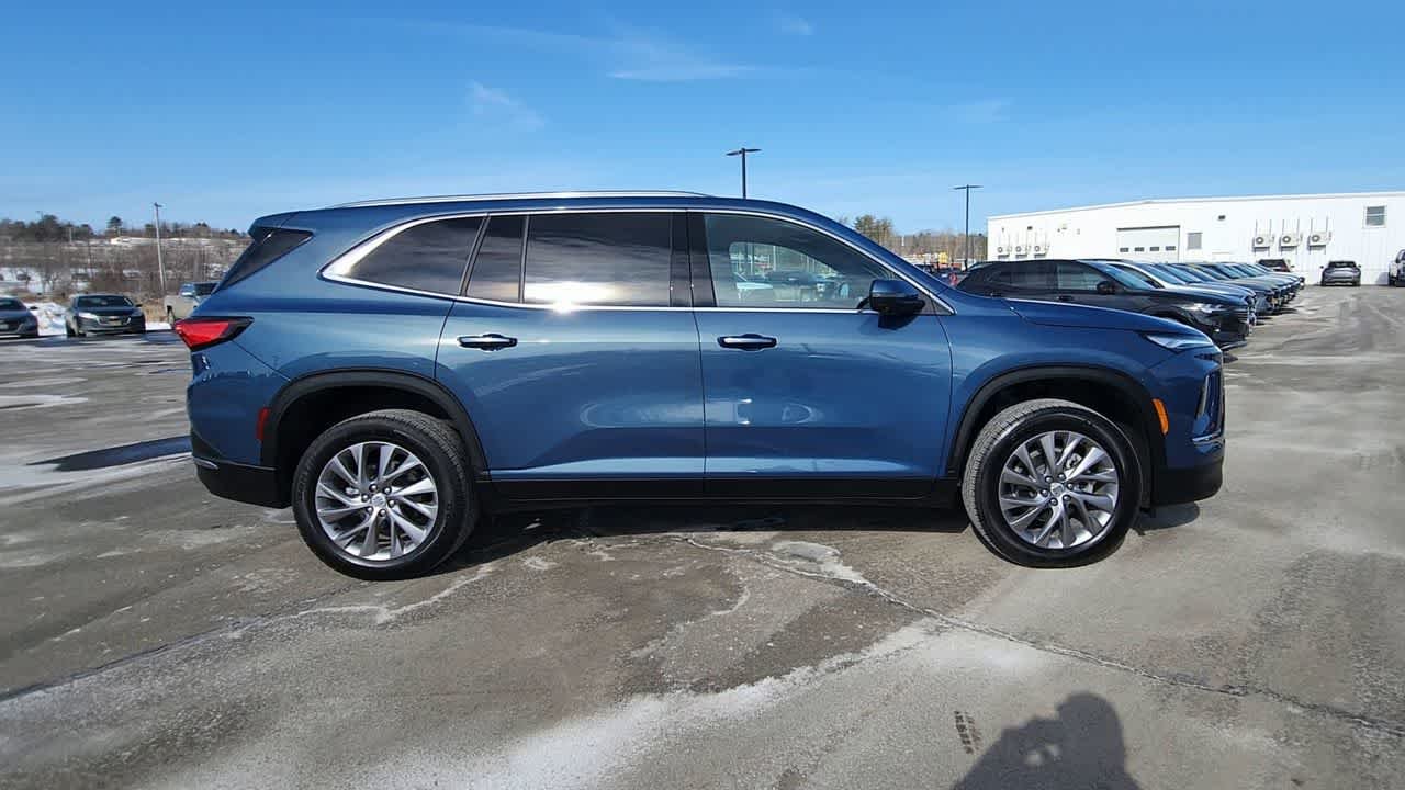 Used 2025 Ocean Blue Metallic Buick Preferred image 9