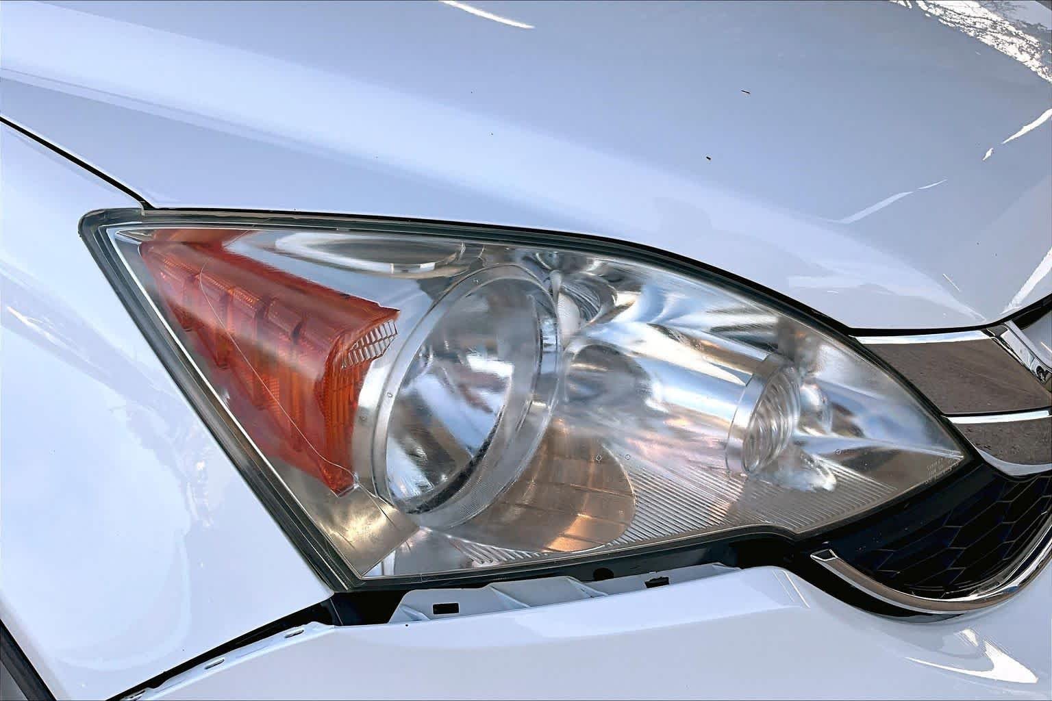 Used 2010 Taffeta White Honda EX-L image 26