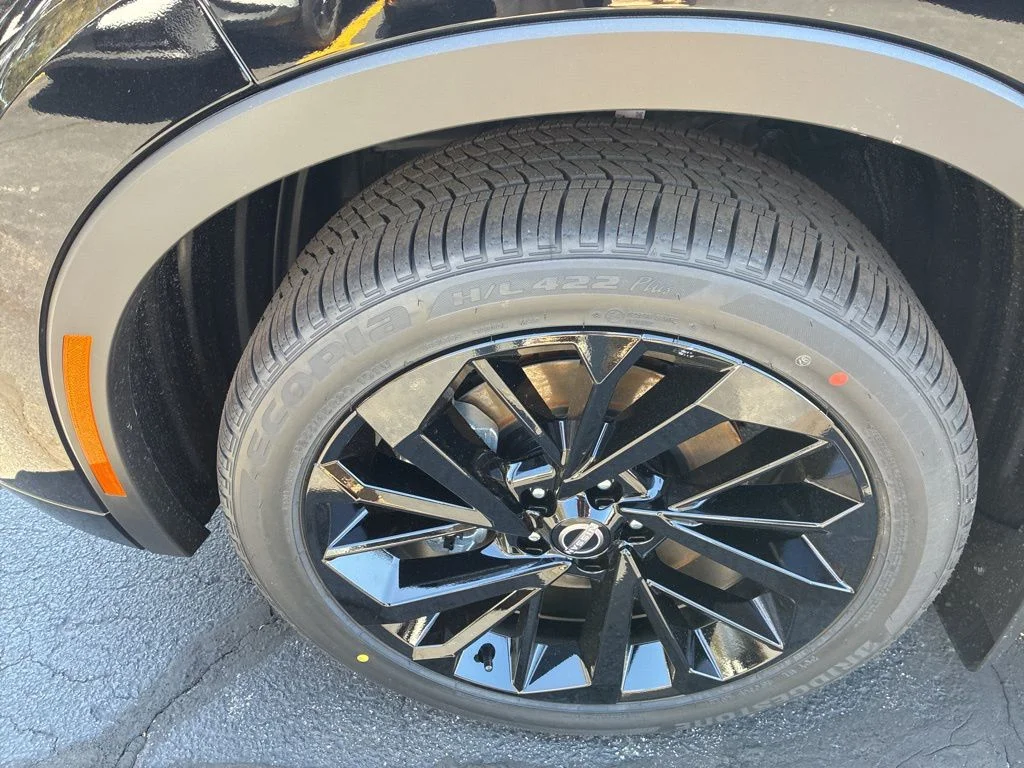 New 2026 Black Nissan Platinum image 12