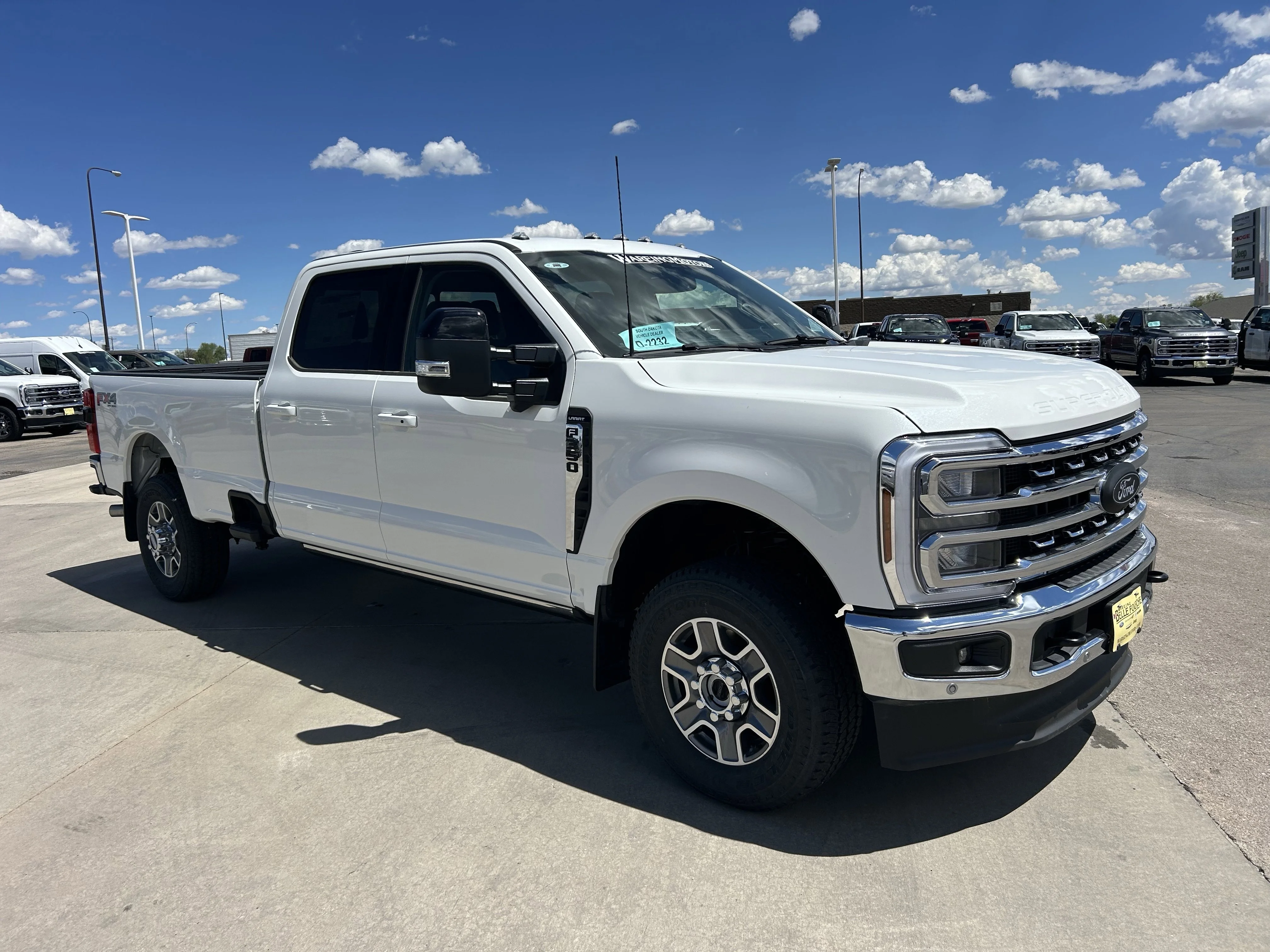 2026 Ford F-350 Super Duty Lariat - Photo 3