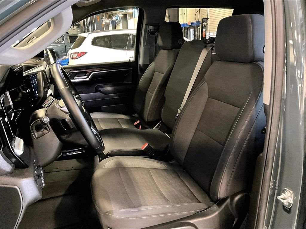 Used 2025 Gray Chevrolet LT image 10