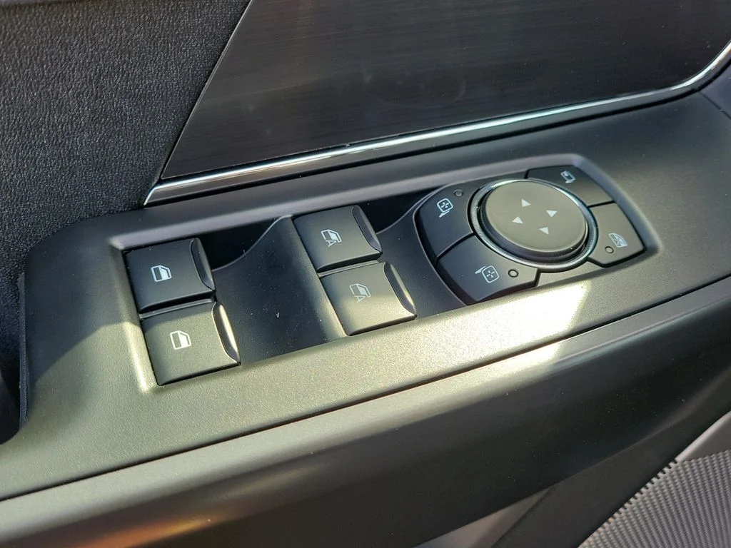 New 2026 Carbonized Gray Metallic Ford Lariat® image 28