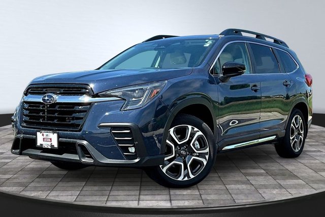 2024 Subaru Ascent Limited 7 Passenger's photo
