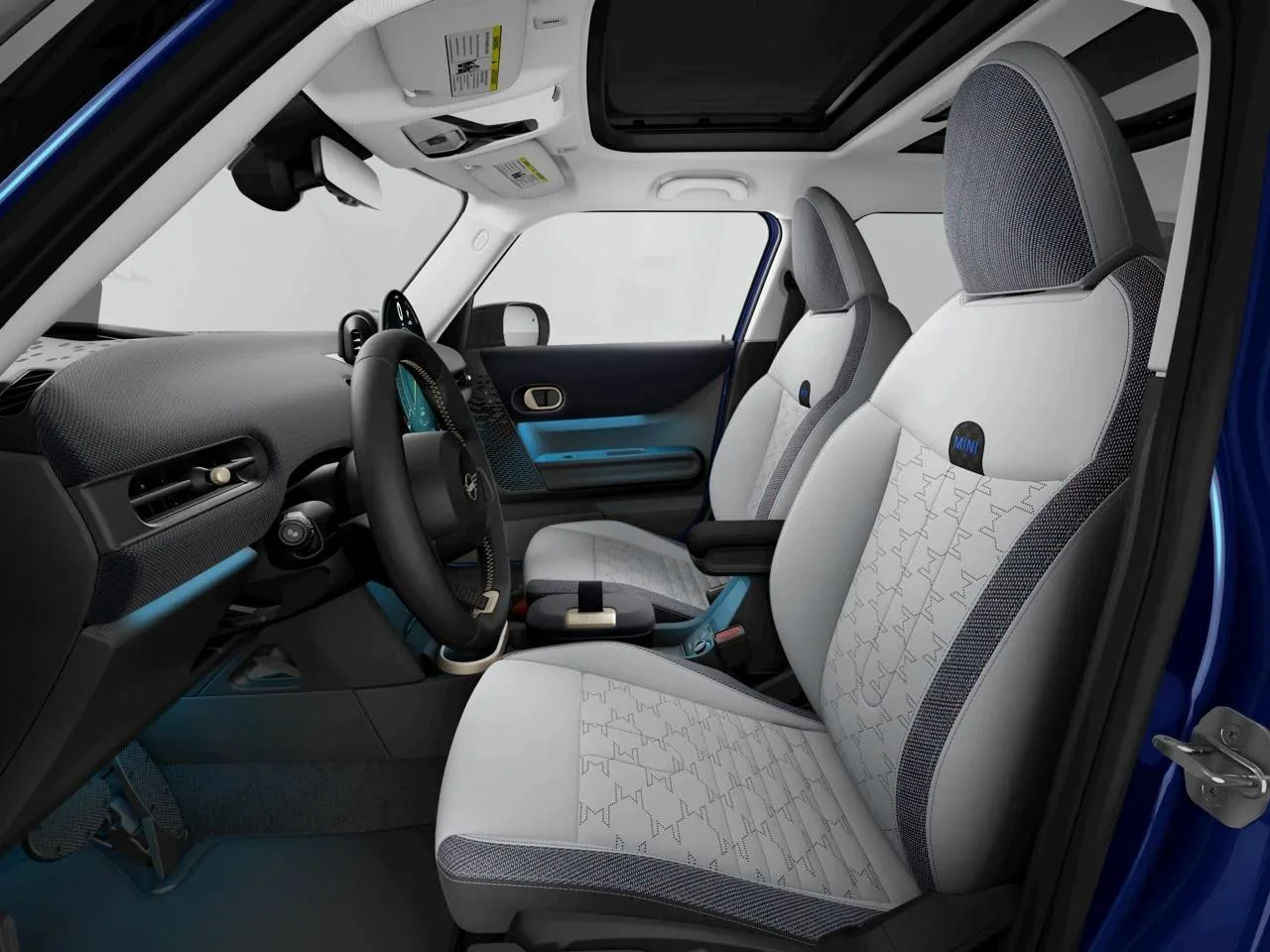 New 2027 Blue MINI Signature Plus image 6