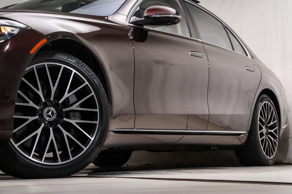 Certified Used 2023  Mercedes-Benz S 580 image 19