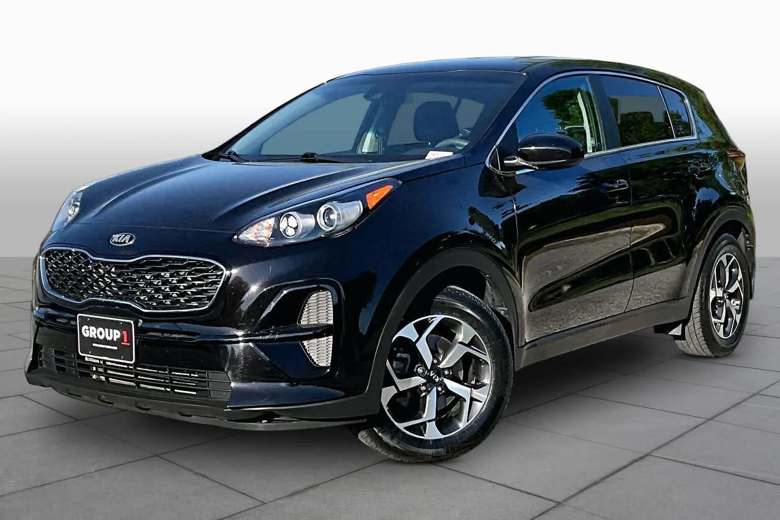 Certified Used 2020 Black Cherry Pearl Kia LX image 2