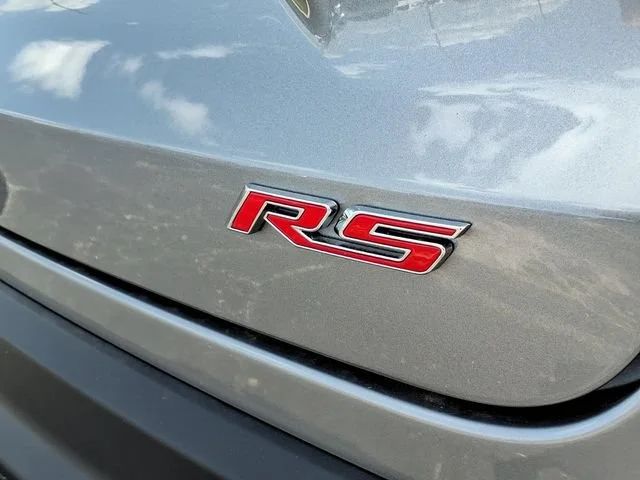 New 2026 Sterling Gray Metallic Chevrolet 1RS image 21