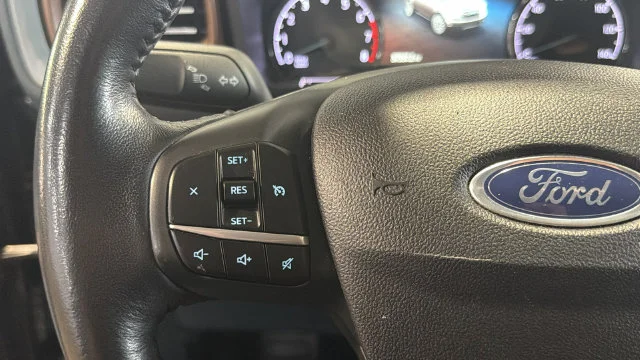 Used 2022 Black Ford Lariat image 23