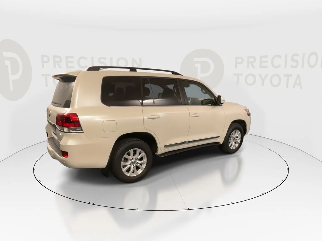 Used 2019 Blizzard Pearl Toyota Base image 20